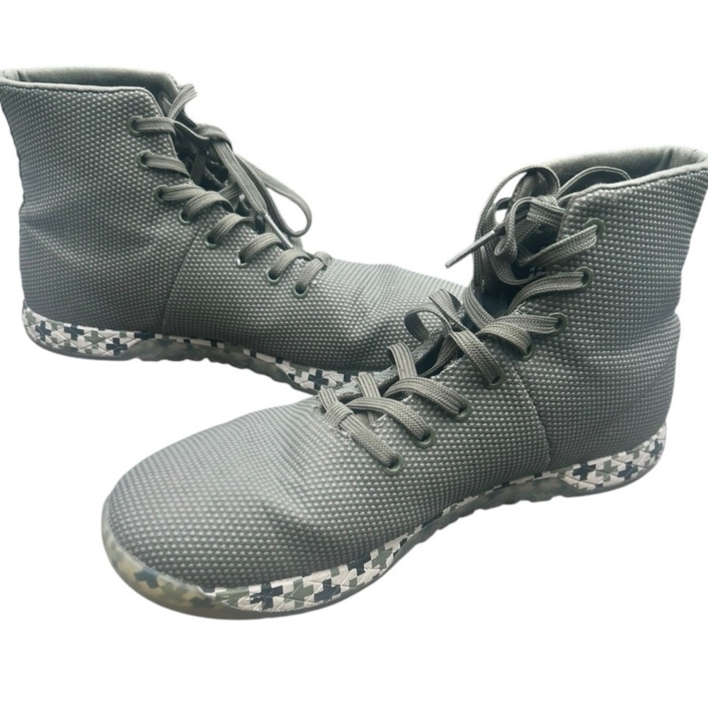 NoBull Army Pixel High Top Sneakers 11.5
Super Fabric Green Workout Crossfit